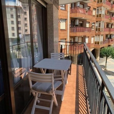 Apartamento Con Garaje Opcional Con 2 Banos Cerca Ayuntamiento Apartman Bilbao Kültér fotó
