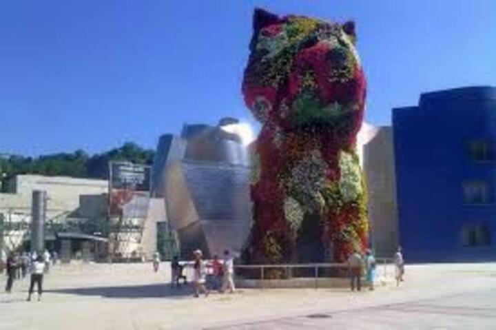 Apartamento Con Garaje Opcional Con 2 Banos Cerca Ayuntamiento Apartman Bilbao Kültér fotó