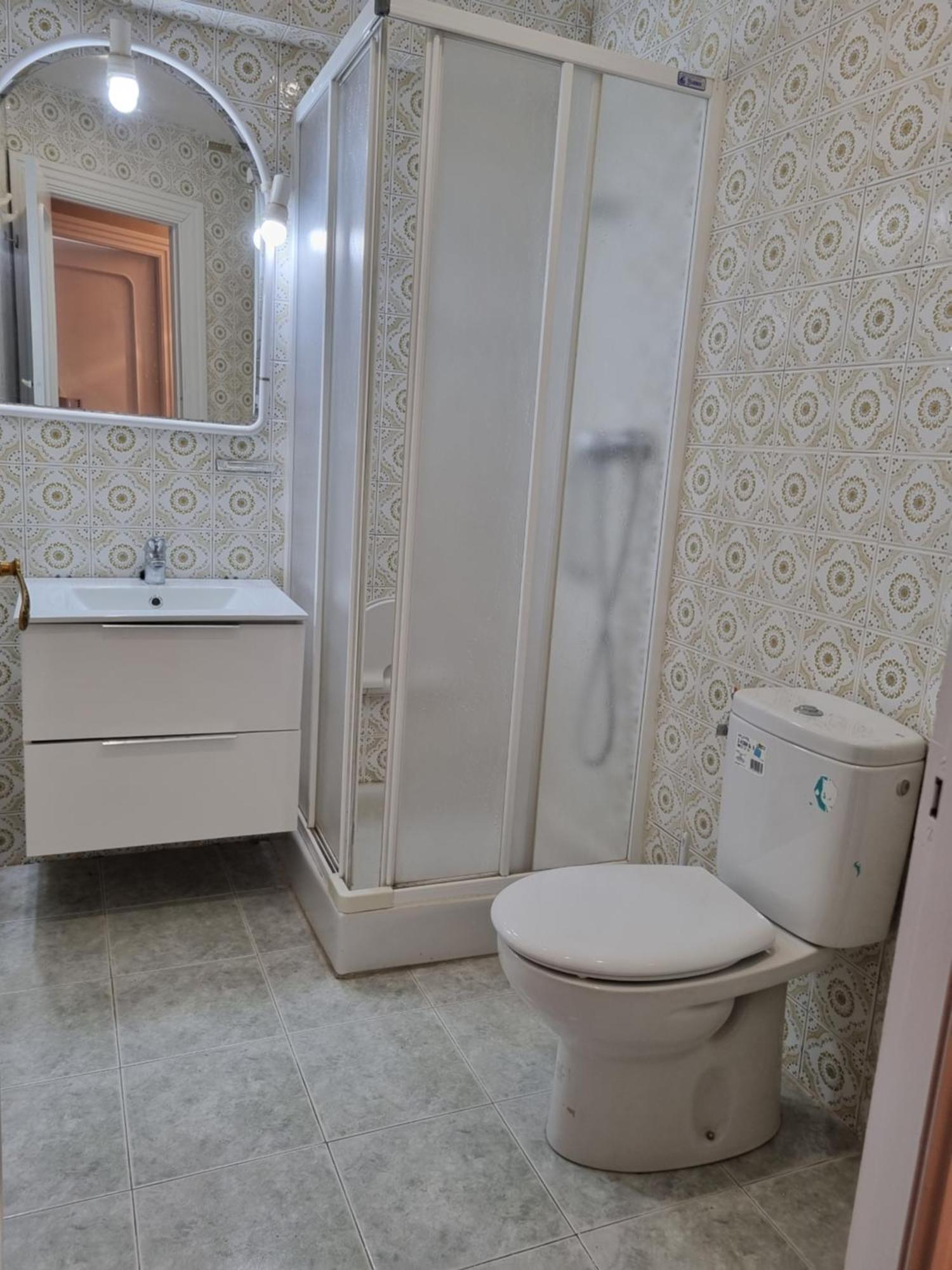 Apartamento Con Garaje Opcional Con 2 Banos Cerca Ayuntamiento Apartman Bilbao Kültér fotó